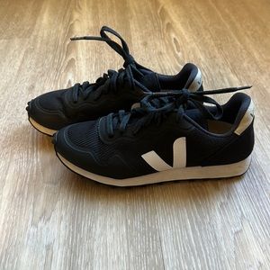 Veja SDU Black